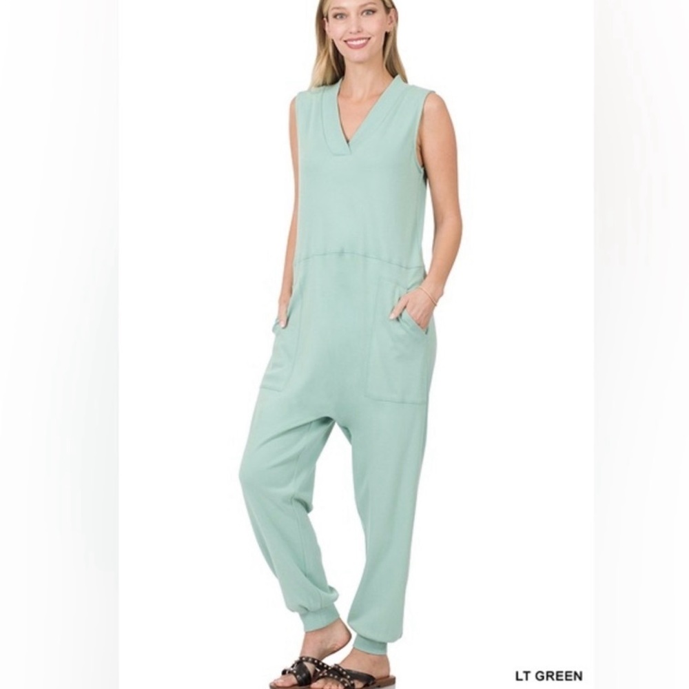 NWOT Zenana Sleeveless Harem Jumpsuit